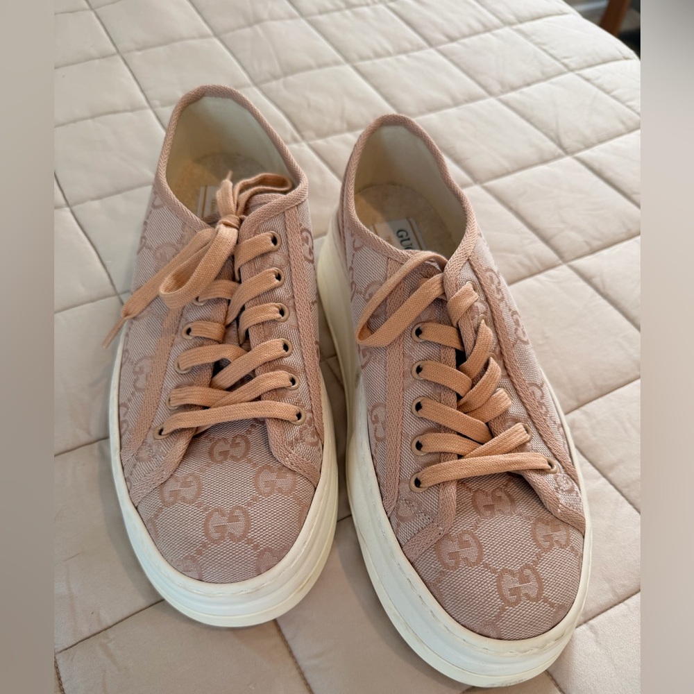 Gucci Blush Canvas Lace-Up Sneakers